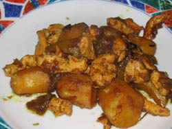 Curry de pommes de terre au poulet