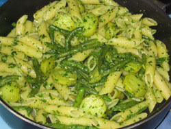 Pâtes au pesto et aux légumes