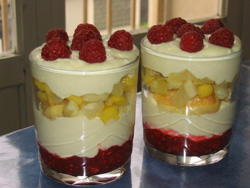 Tiramisu coco aux fruits exotiques