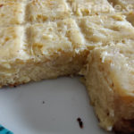 Gâteau de pommes de terre oignons et tome fraîche du Cantal